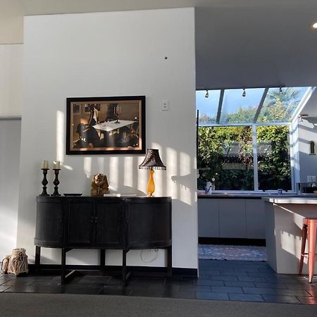 נאפייר Maison Blue - Chic Inner City Townhouse מראה חיצוני תמונה
